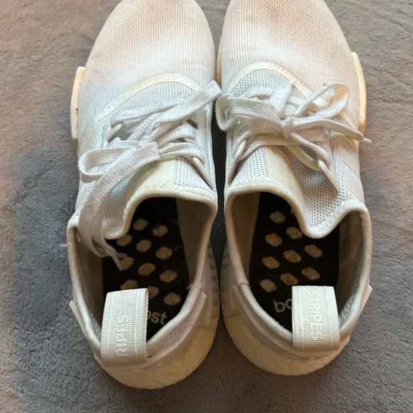 Adidas NMD Triple White Size 9 - Picture 5 of 5